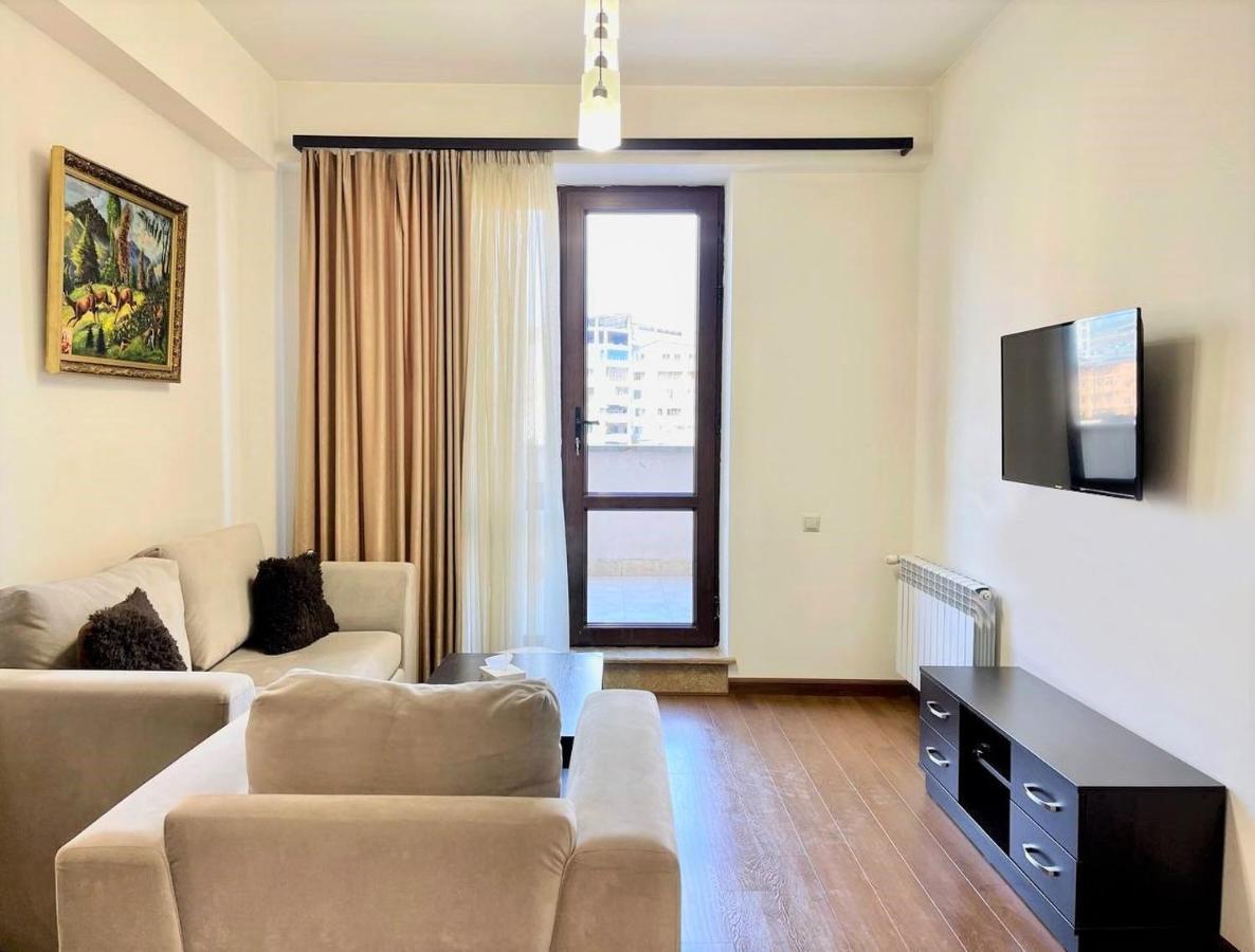 Yerevan House Luxury Apartment 5 Exterior photo